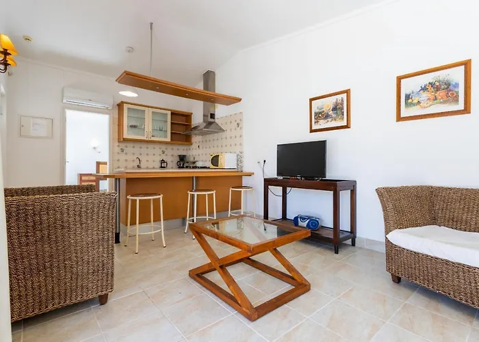 #133 With Pool Quiet Area Holiday home Albufeira