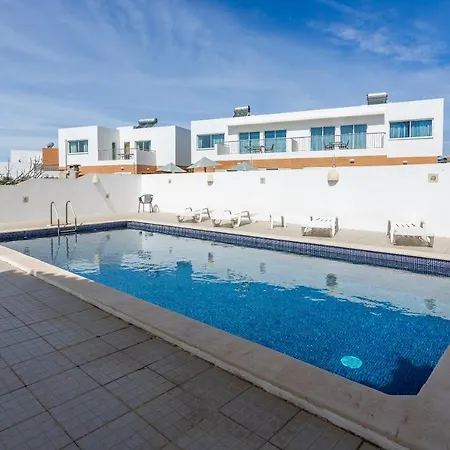Prázdninový dům #133 With Pool Quiet Area Albufeira